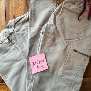 FIGS Rafaela Top + Yola straight leg Set | Cement | XS | Nursing Scrubs